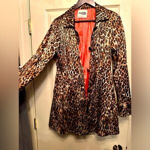 Print trench coat